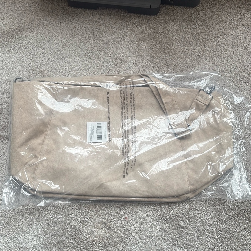 Summer & Rose Mojave Sling Bag